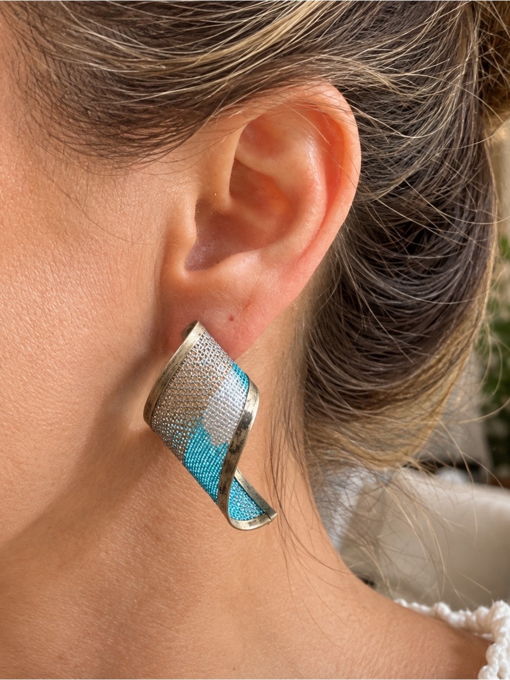 Vintage 925 Sterling Silver Blue Mesh Swirl Statement Earrings